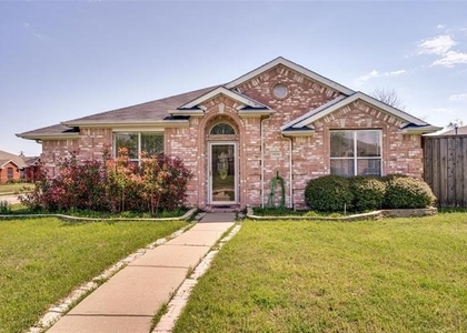 8806 Oakwood Lane - Photo 1
