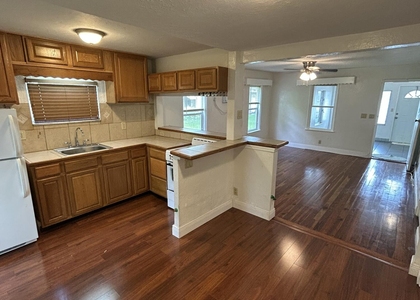 710 Se 16th Street - Photo 1