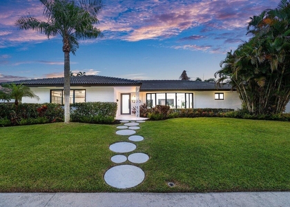 1200 Sw 8th Street - Photo 1