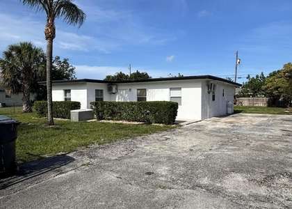 328 Urquhart Street - Photo 1