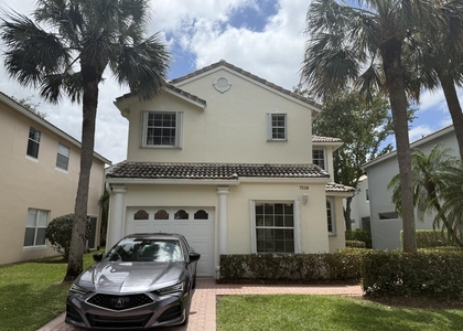 7218 Panache Way - Photo 1