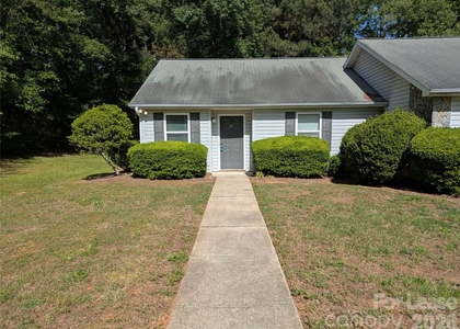 111 Birdie Court - Photo 1