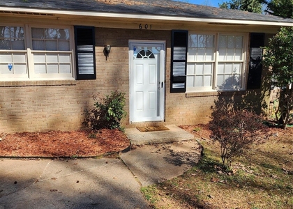 601 Camrose Drive - Photo 1
