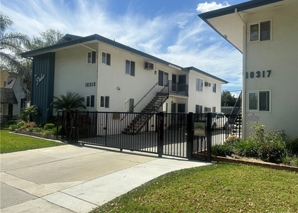 10317 Pinehurst Avenue - Photo 1