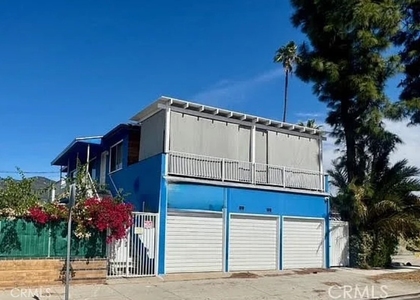 405 W Broadway - Photo 1