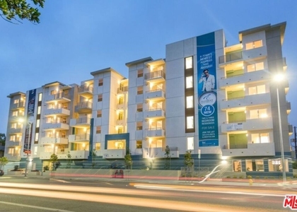 436 W Virgil - Photo 1