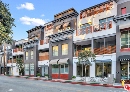 212 Marine Street - Photo 1