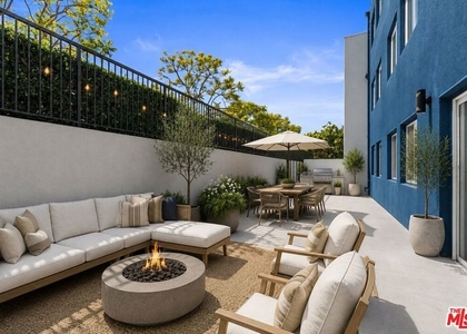 16100 W Sunset Boulevard - Photo 1
