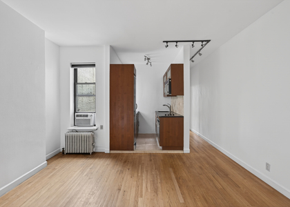 348 W 56th St - Photo 1