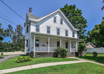 114 Sea Cliff Avenue - Photo 1