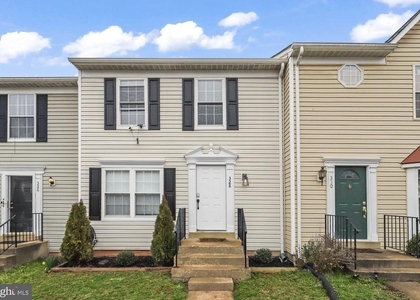 328 Moseby Court - Photo 1