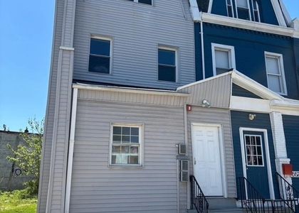 4550 Wayne Avenue - Photo 1