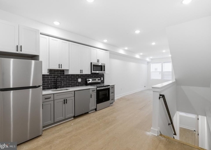 2116 N 7th Street - Photo 1