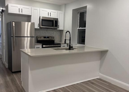 703 W Huntingdon Street - Photo 1