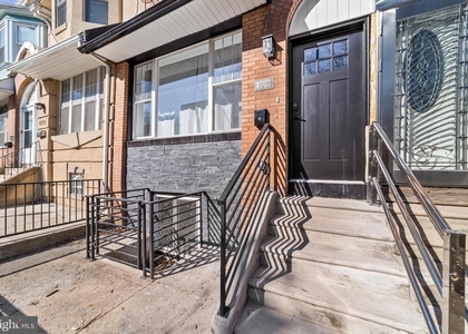 4707 Sansom Street - Photo 1