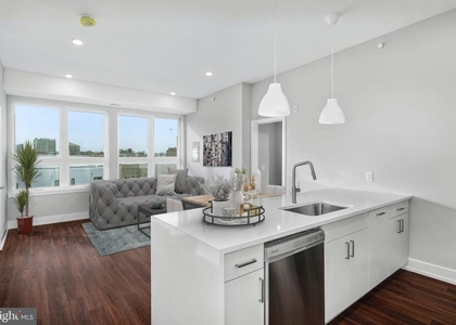 1527 Ridge Avenue - Photo 1