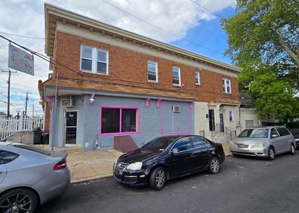 1901 N 60th Street - Photo 1