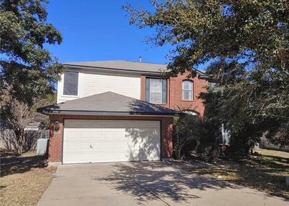 1101 Wood Creek Dr - Photo 1