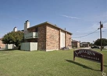2800 Bull Run - Photo 1