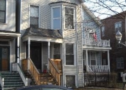 1116 W Wellington Avenue - Photo 1