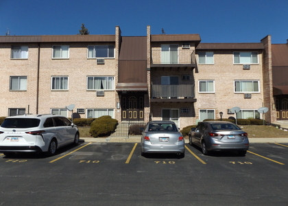 710 W Huntington Commons Road - Photo 1