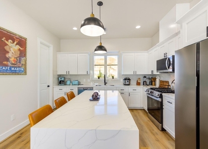 1803 Brooks Street - Photo 1