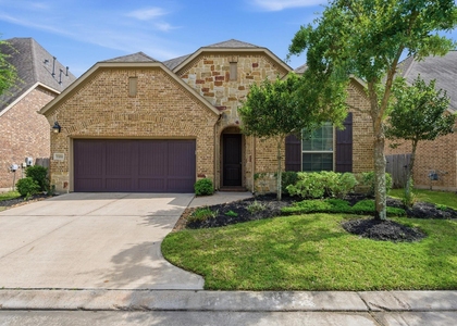 13211 Parkway Meadows Drive - Photo 1