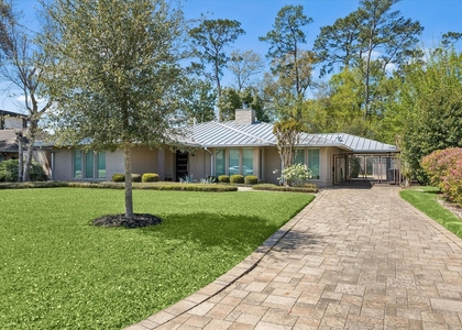 623 Pinehaven Drive - Photo 1
