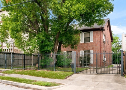 1821 Oakdale Street - Photo 1