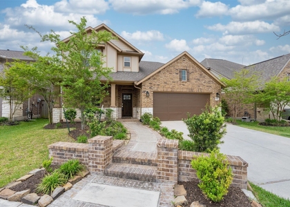 16611 Highland Country Drive - Photo 1