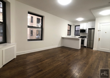 East 88 Street - Photo 1