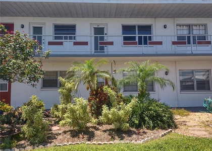 5850 18th Street N - Photo 1