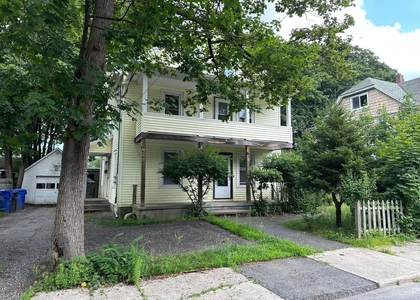 61 Clarence Street - Photo 1