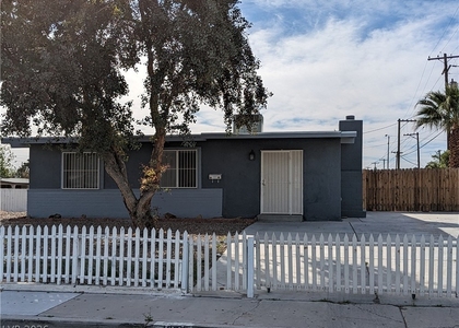 4379 Hilldale Avenue - Photo 1