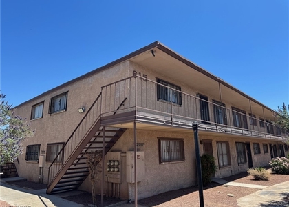 615 S Royal Crest Circle - Photo 1