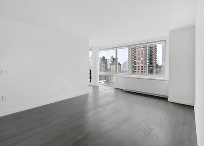 West End Avenue - Photo 1