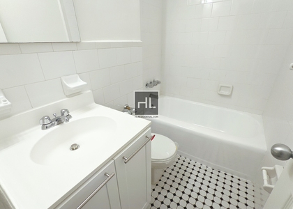 East 79th Street - Photo 1