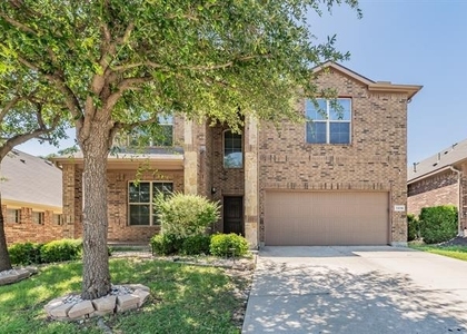 3316 Lone Tree Lane - Photo 1