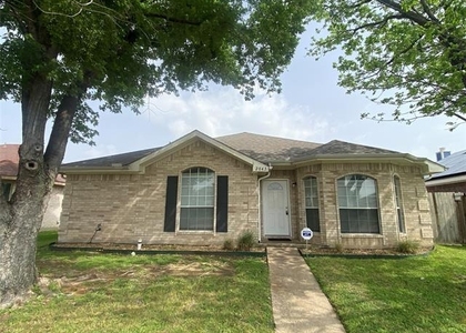 2843 Saint Johns Avenue - Photo 1