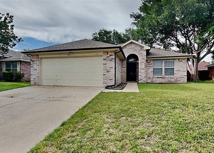 508 Alex Street - Photo 1