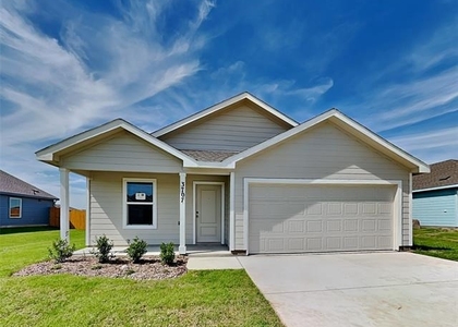 3707 Longleaf Drive - Photo 1