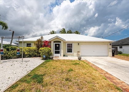 279 Sw Glenwood Drive - Photo 1