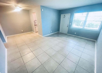 200 Croton Avenue - Photo 1