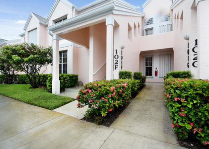 101 Muirfield Court - Photo 1
