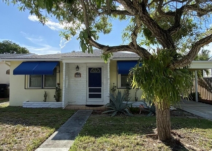 1209 N M Street - Photo 1