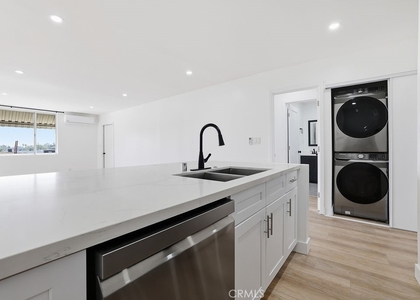 17000 Burbank Boulevard - Photo 1