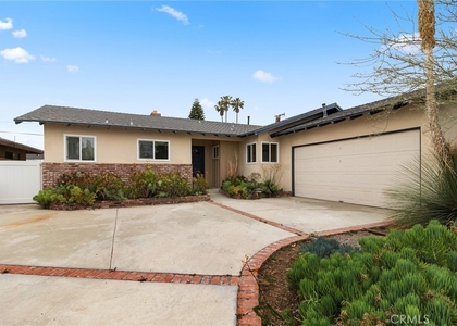 1429 E Lomita - Photo 1