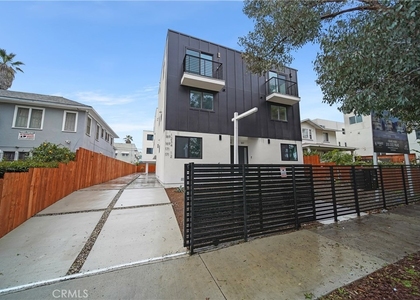 171 S Hoover Street - Photo 1