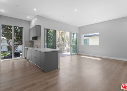 1223 N Hayworth Avenue - Photo 1