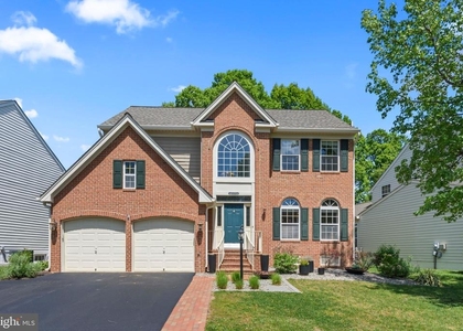 43340 Wintersrun Court - Photo 1